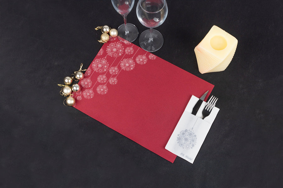 Mantel Air Soft 30x40cm Rojo Deco. Bolas Navidad Tinta Plata, 150uds