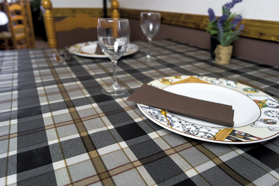 Mantel Extratela Alba Plus 160x160cm Cuadros (Confeccionado a 156x156cm)