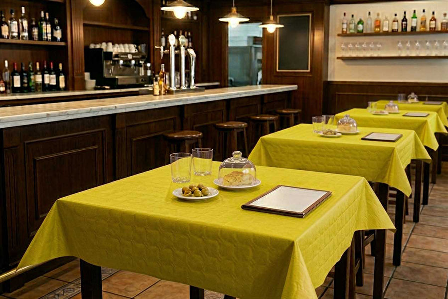 Rollo Mantel Fondo Color 1,2x7m 50gr "Sin Mandril" · Pistacho · ambiente