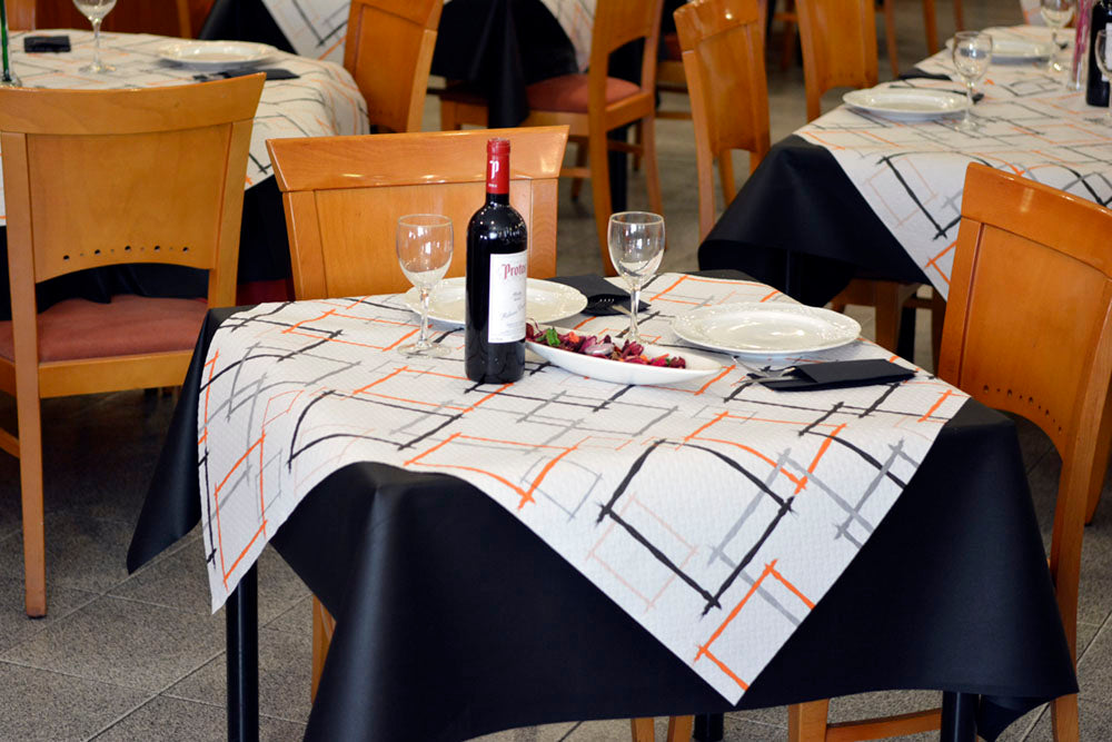 White Paper Tablecloth 120x120 300u Deco Frames NA (Shrink-wrapped with EAN code)