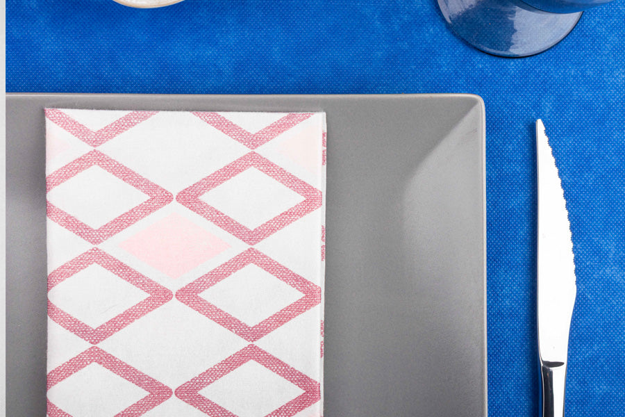 Servilleta Bambulux 48x48 Pl. 1/8  300uds Blanco Deco. Tresmall Burdeos Rosa